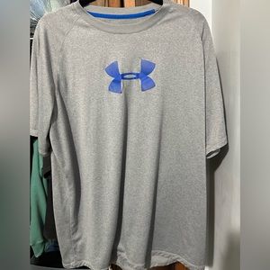 Gray and blue short sleeve under armor shirt